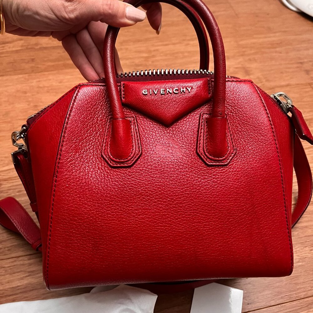 Givenchy Antigona Mini Grained Leather Bag - Picture 11 of 14